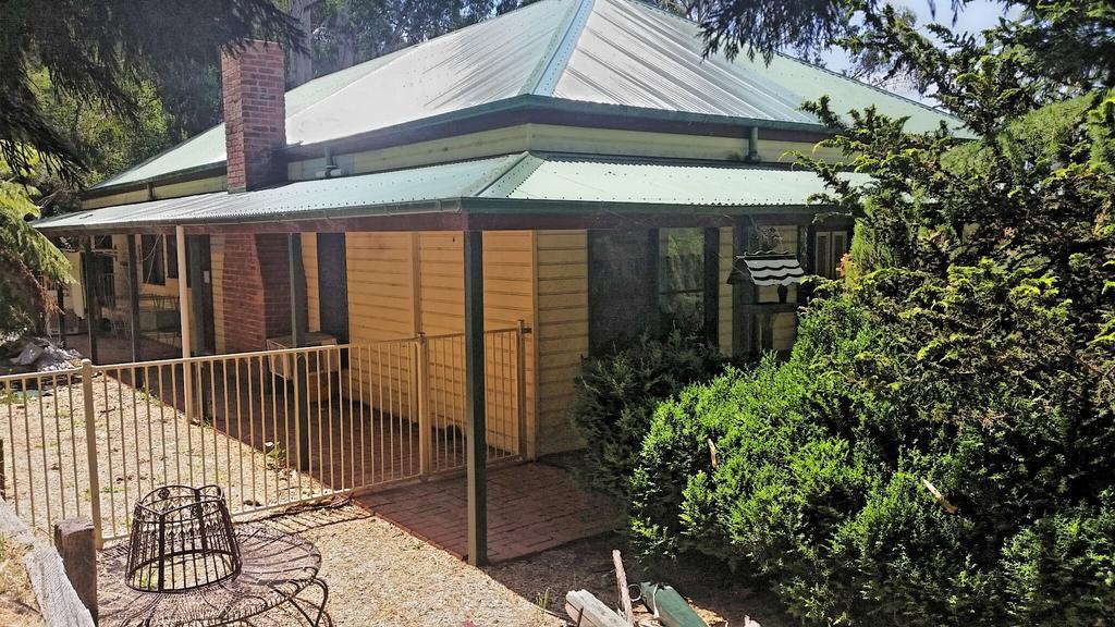 Rustic Refuge Guesthouse Kalorama Esterno foto